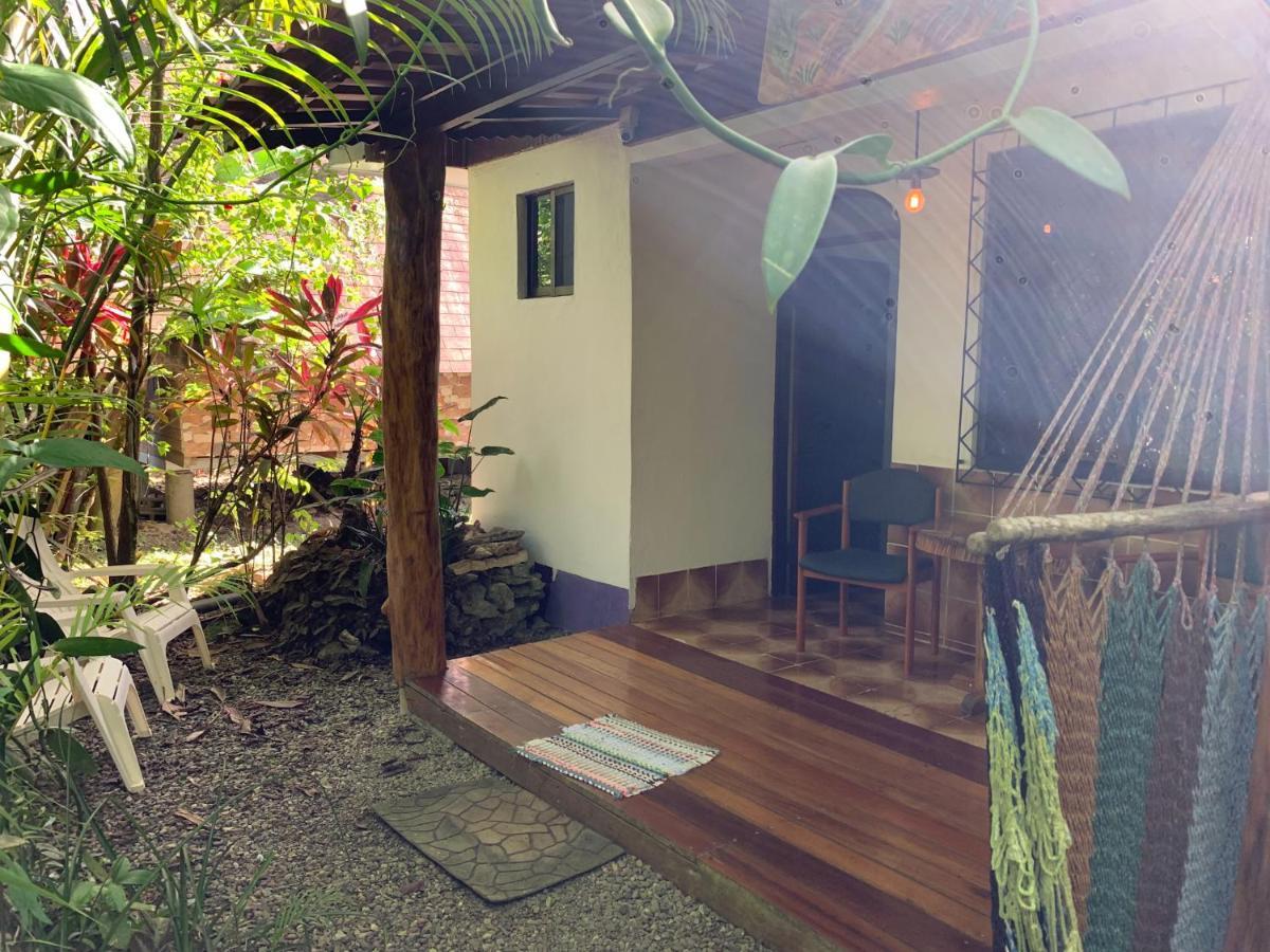 Cabinas Tito Cahuita Exterior photo